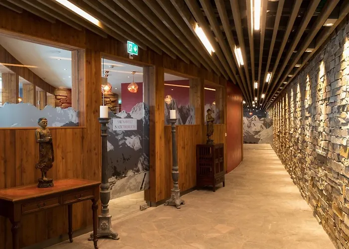 فندق Praetschli 4*